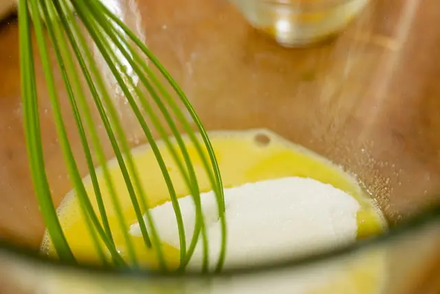 Prepare the liquid mixture.