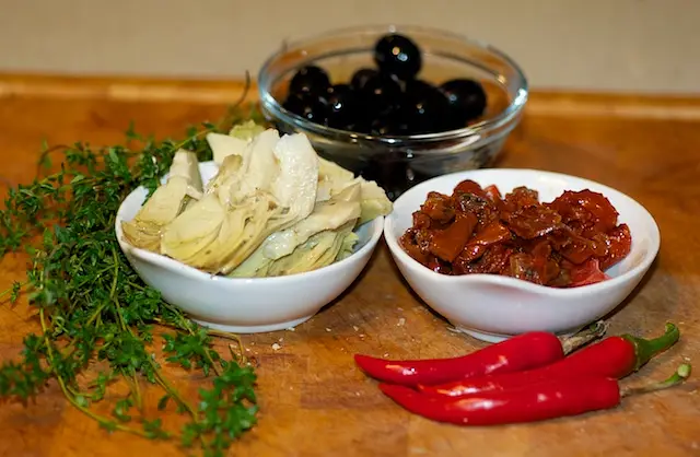 Artichoke Hearts, Olives, Sun-Dried Tomato and Red Chili Bread