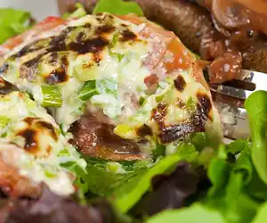 Chile-Cheese Stuffed Tomatoes