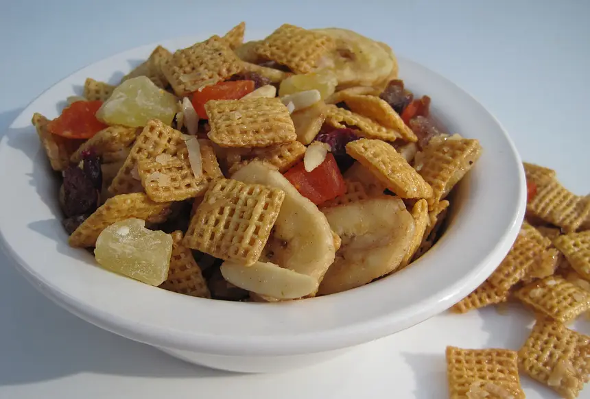 Ginger-Honey Crunch Snack Mix