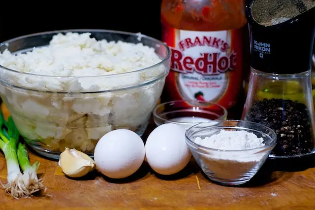 First you need these a few ingredients. 