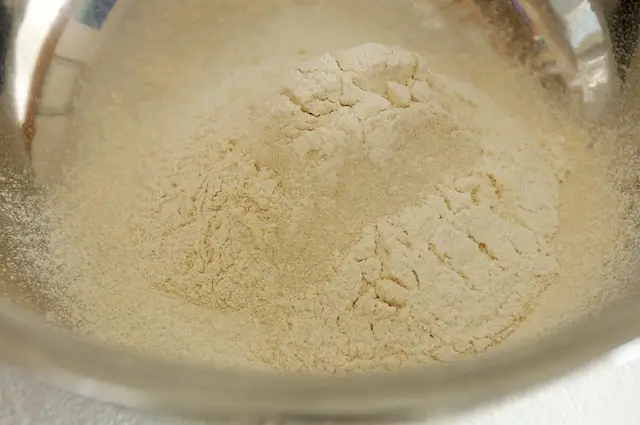 Stir well with a wood spatula, and set aside.