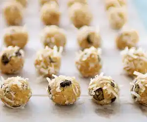 Christmas Snowballs
