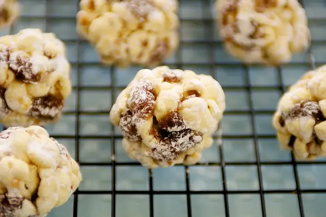 Rum & Raisin Christmas Popcorn Balls 