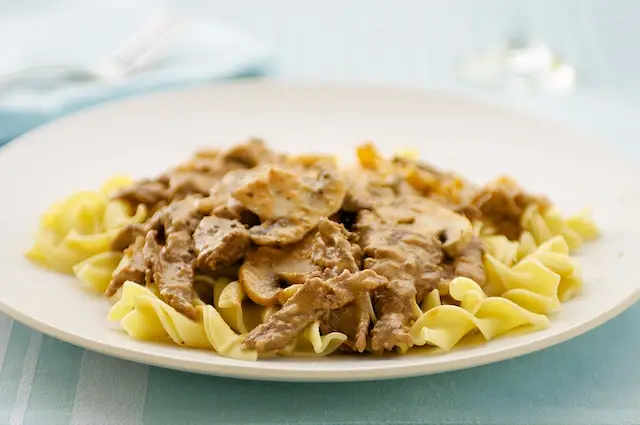 Serve atop hot buttered noodles.