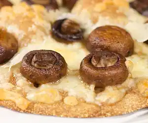 Cheesy Mushroom Pizza