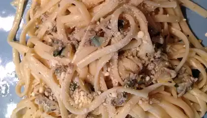 Easy Linguine with Clams