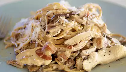 Fettuccine with Shiitake Sauce and Chicken