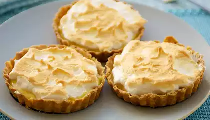 Mini Key Lime Meringue Tartlets