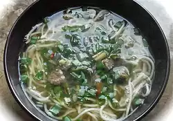 Beef Soup with Lemon Grass (Canh Thit Xao Sa)