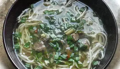 Beef Soup with Lemon Grass (Canh Thit Xao Sa)