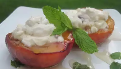 Grilled Peaches with Cream Cheese and Honey