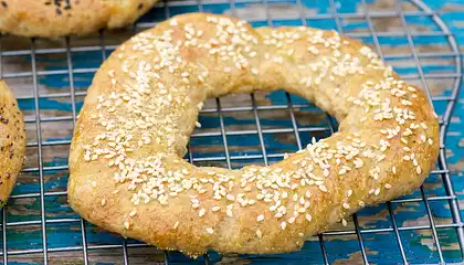 Bread Machine Garlic Bagels