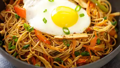 Sichuan Stir-Fried Vegetables with Noodles