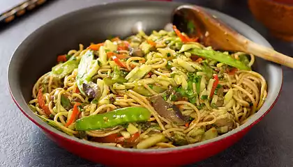 Asian Stir-Fried Spaghetti with Veggies