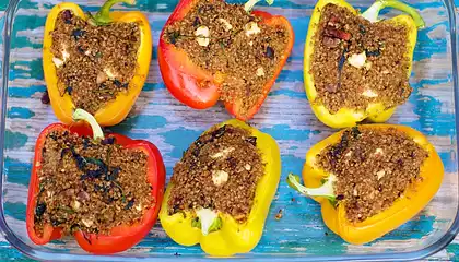 Quinoa, Spinach and Hazelnuts Stuffed Peppers