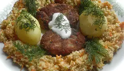 Minced Meat Cutlets with White Radish and Sesame
