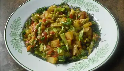 Banda Kopir Tarkari (Vegetables Stir Fried with Spices)