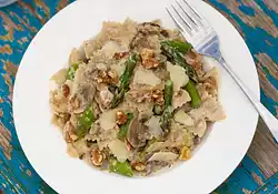 Cheesy Farfalle with Asparagus, Mushrooms and Toasted Walnuts