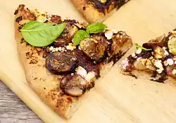 Fresh Fig, Olive Tapenade Pizza with Goat Cheese 