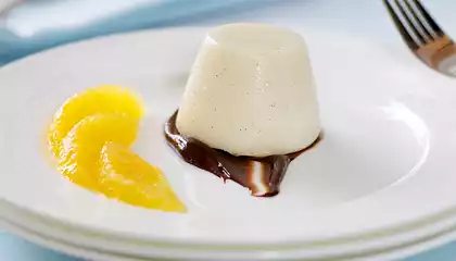 Vanilla Bean Blancmange