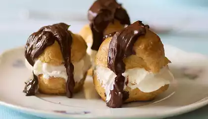 Profiteroles (Cream Puffs)