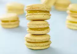 Lemon Meringue Pie Macarons