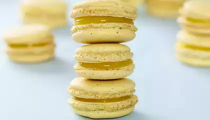 Lemon Meringue Pie Macarons