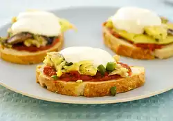 Pizza Egg Melts