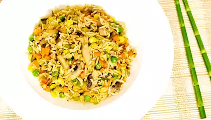 Carrot, Peas and Mushroom Fried Rice 