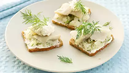 Herring Canapés with Horseradish Cream