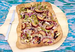 Veggie and Plum Flatbread