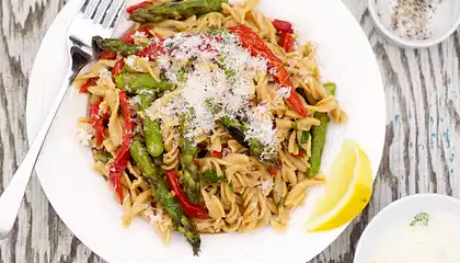 Roasted Asparagus and Red Bell Pepper Pasta Salad