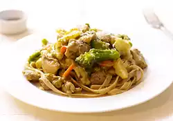 Chicken Pesto Vegetable Stir-Fry with Fettuccine