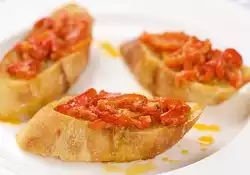 Crostini Ai Pepperoni Arrostiti (Crostini with Sweet Peppers)