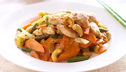 Cashew Chicken with Vegetables 