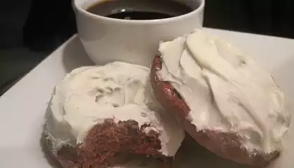 Baked Red Velvet Donuts