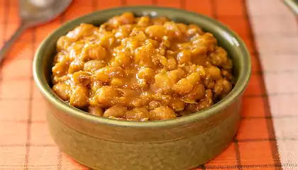 Traditional Crockpot Boston Baked Beans