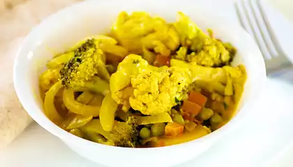 Steamed Vegetable Curry with Sauce