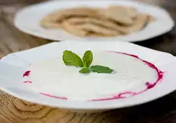 Beet Raita