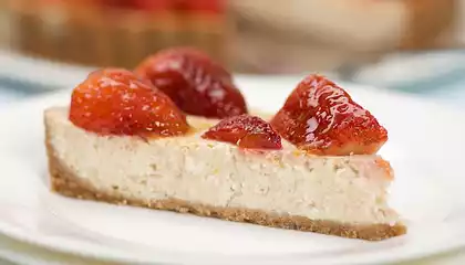 Low Fat Strawberry Cheesecake