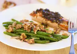 Green Beans with Walnuts and Tarragon