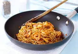 Delicious Spaghetti with Shrimp in Sicilian Sauce