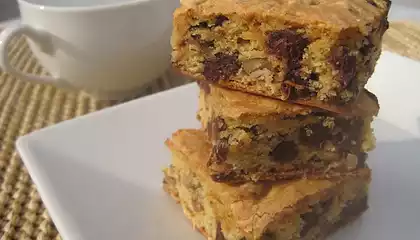 Easy Chocolate Chip Cookie Bars