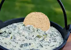 Easy Spinach Artichoke Dip