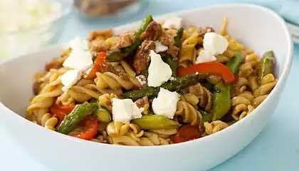 Asparagus, Mushroom, and Sweet Bell Pepper Pasta with Goat Cheese