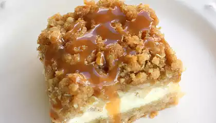 Caramel Apple Cheesecake bars