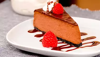 Chocolate Cheesecake with Chocolate Nutmeg Crust