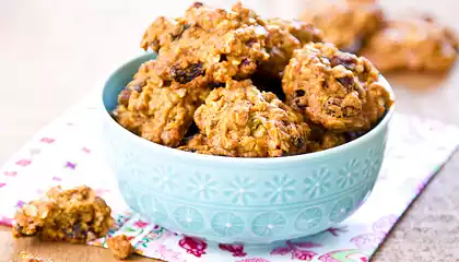 Cinnamon Applesauce Oatmeal Fat-free Cookies