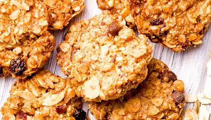 Chewy Oatmeal Cookies